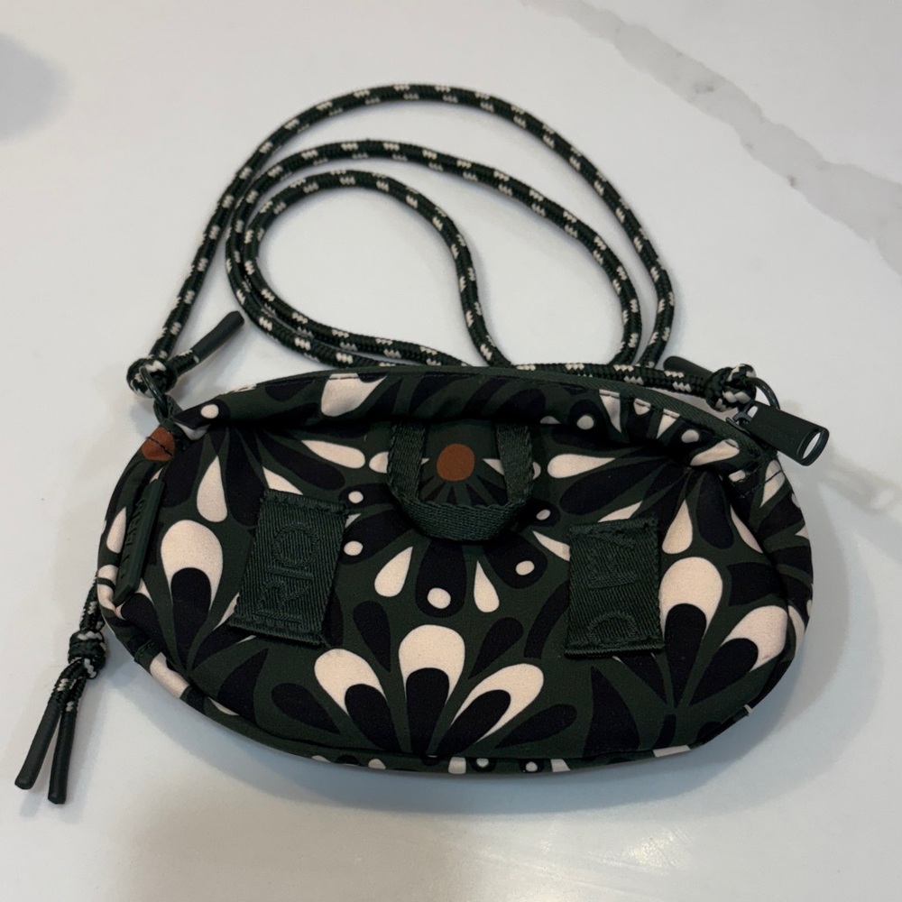 FARM Rio Green and Cream Patterned Crossbody Bag